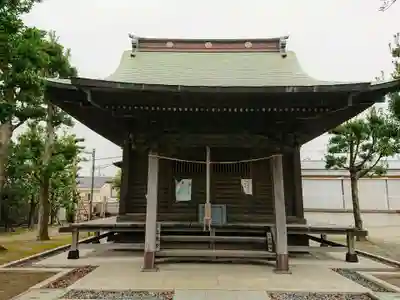 柄沢神社の本殿・本堂