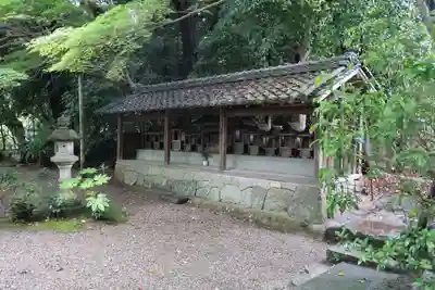 秋篠寺の末社・摂社