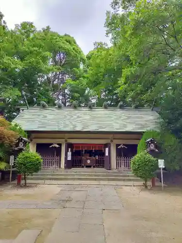 本太氷川神社の本殿