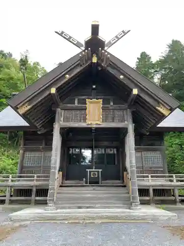 喜茂別神社の本殿