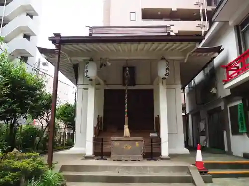 妻戀神社の本殿・本堂