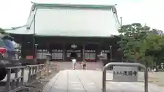 護国寺の本殿