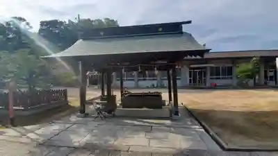 山北八幡神社の手水舎