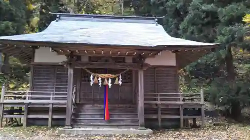 鹿妻神社の本殿・本堂