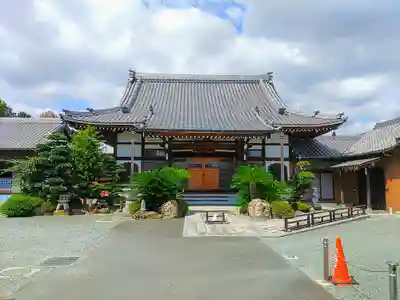 長栄寺の本殿・本堂
