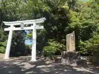 宮崎縣護國神社の{uncategorized: "未分類", other: "その他", undefined: "問題あり", building: "その他建物", grave: "お墓", sacred_gate: "鳥居", guardian: "狛犬", statue: "像", buddha: "仏像", history: "歴史", nature: "自然", garden: "庭園", animal: "動物", pagoda: "塔", temizu: "手水舎", mountain_gate: "山門・神門", sanctuary: "本殿・本堂", subordinate: "末社・摂社", art: "芸術", scenery: "景色", jizo: "地蔵", ema: "絵馬", goshuin: "御朱印", omikuji: "おみくじ", items: "授与品その他", amulet: "お守り", goshuincho: "御朱印帳", eats: "食事", festival: "お祭り", votive_dance: "神楽", shichigosan: "七五三参", wedding: "結婚式", experience: "体験その他", initially: "初詣", around: "周辺", anti_infection: "感染症対策"}