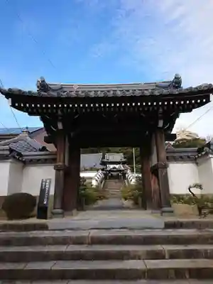 随念寺の山門・神門
