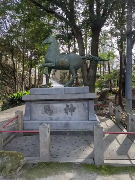 六所神社の狛犬