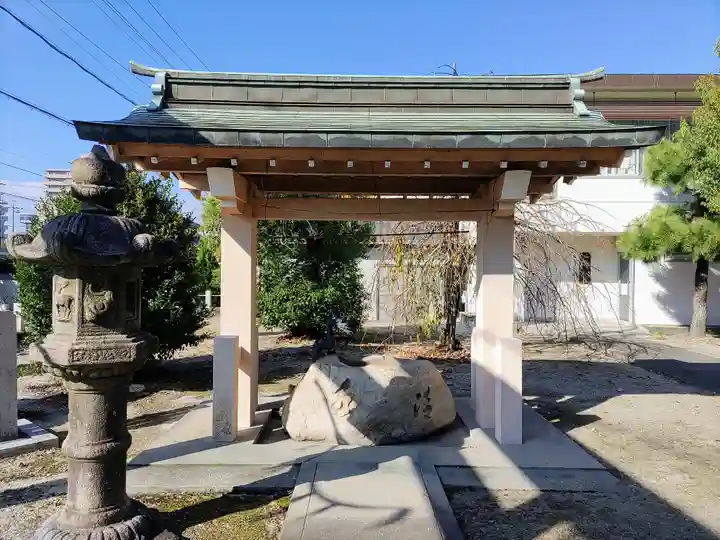 皇太神社の手水舎