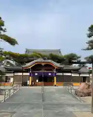 観音寺の本殿