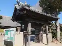 隆勝寺の山門・神門
