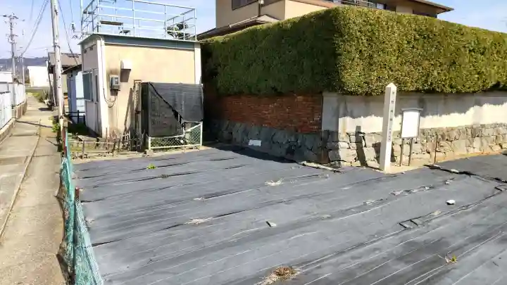 蓮乗寺の{uncategorized: "未分類", other: "その他", undefined: "問題あり", building: "その他建物", grave: "お墓", sacred_gate: "鳥居", guardian: "狛犬", statue: "像", buddha: "仏像", history: "歴史", nature: "自然", garden: "庭園", animal: "動物", pagoda: "塔", temizu: "手水舎", mountain_gate: "山門・神門", sanctuary: "本殿・本堂", subordinate: "末社・摂社", art: "芸術", scenery: "景色", jizo: "地蔵", ema: "絵馬", goshuin: "御朱印", omikuji: "おみくじ", items: "授与品その他", amulet: "お守り", goshuincho: "御朱印帳", eats: "食事", festival: "お祭り", votive_dance: "神楽", shichigosan: "七五三参", wedding: "結婚式", experience: "体験その他", initially: "初詣", around: "周辺", anti_infection: "感染症対策"}