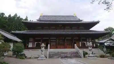 龍顔寺の本殿・本堂