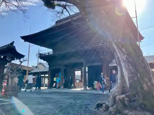 尾張大國霊神社（国府宮）の山門