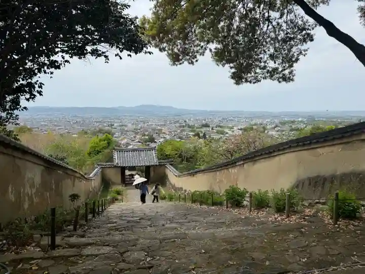 白毫寺の{uncategorized: "未分類", other: "その他", undefined: "問題あり", building: "その他建物", grave: "お墓", sacred_gate: "鳥居", guardian: "狛犬", statue: "像", buddha: "仏像", history: "歴史", nature: "自然", garden: "庭園", animal: "動物", pagoda: "塔", temizu: "手水舎", mountain_gate: "山門・神門", sanctuary: "本殿・本堂", subordinate: "末社・摂社", art: "芸術", scenery: "景色", jizo: "地蔵", ema: "絵馬", goshuin: "御朱印", omikuji: "おみくじ", items: "授与品その他", amulet: "お守り", goshuincho: "御朱印帳", eats: "食事", festival: "お祭り", votive_dance: "神楽", shichigosan: "七五三参", wedding: "結婚式", experience: "体験その他", initially: "初詣", around: "周辺", anti_infection: "感染症対策"}
