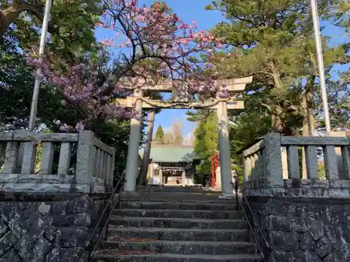 高尾山穂見神社の鳥居