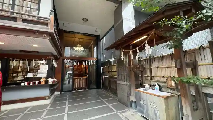 松島神社の{uncategorized: "未分類", other: "その他", undefined: "問題あり", building: "その他建物", grave: "お墓", sacred_gate: "鳥居", guardian: "狛犬", statue: "像", buddha: "仏像", history: "歴史", nature: "自然", garden: "庭園", animal: "動物", pagoda: "塔", temizu: "手水舎", mountain_gate: "山門・神門", sanctuary: "本殿・本堂", subordinate: "末社・摂社", art: "芸術", scenery: "景色", jizo: "地蔵", ema: "絵馬", goshuin: "御朱印", omikuji: "おみくじ", items: "授与品その他", amulet: "お守り", goshuincho: "御朱印帳", eats: "食事", festival: "お祭り", votive_dance: "神楽", shichigosan: "七五三参", wedding: "結婚式", experience: "体験その他", initially: "初詣", around: "周辺", anti_infection: "感染症対策"}