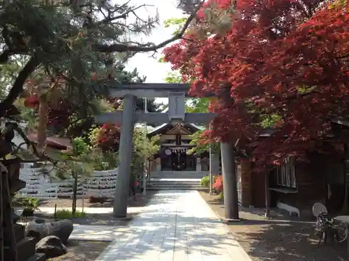 彌彦神社　(伊夜日子神社)の鳥居