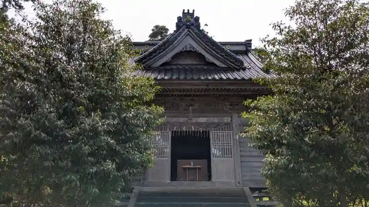 諏訪神社の本殿・本堂