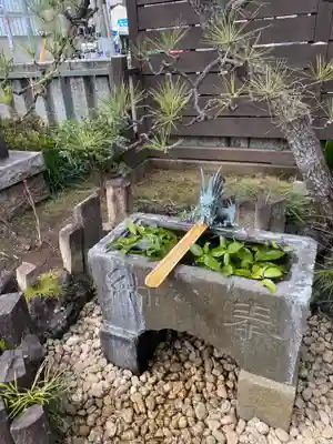 常性寺の手水舎