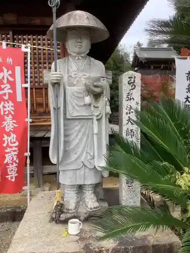 小松寺の像