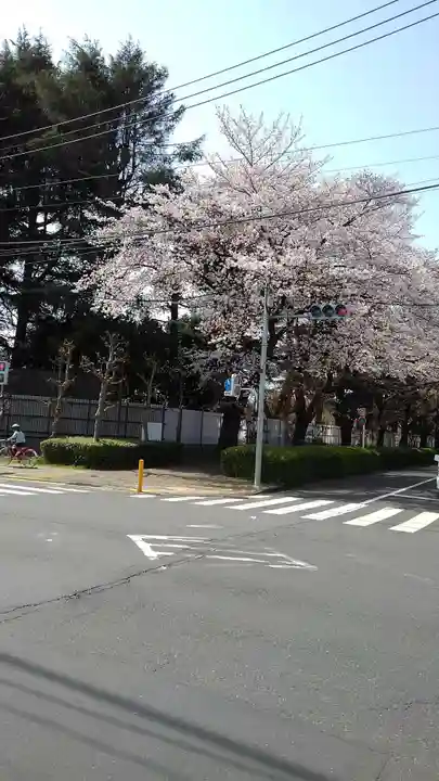 鈴木稲荷神社の周辺