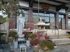 源空寺の本殿