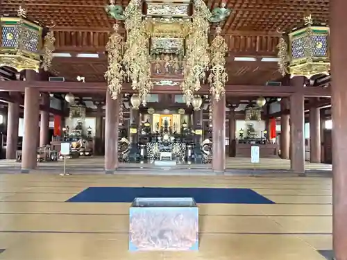 常楽寺の本殿・本堂