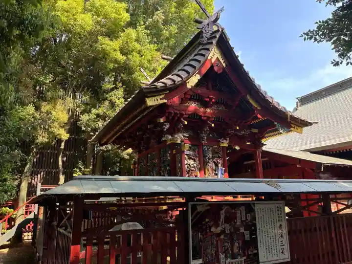 冠稲荷神社の{uncategorized: "未分類", other: "その他", undefined: "問題あり", building: "その他建物", grave: "お墓", sacred_gate: "鳥居", guardian: "狛犬", statue: "像", buddha: "仏像", history: "歴史", nature: "自然", garden: "庭園", animal: "動物", pagoda: "塔", temizu: "手水舎", mountain_gate: "山門・神門", sanctuary: "本殿・本堂", subordinate: "末社・摂社", art: "芸術", scenery: "景色", jizo: "地蔵", ema: "絵馬", goshuin: "御朱印", omikuji: "おみくじ", items: "授与品その他", amulet: "お守り", goshuincho: "御朱印帳", eats: "食事", festival: "お祭り", votive_dance: "神楽", shichigosan: "七五三参", wedding: "結婚式", experience: "体験その他", initially: "初詣", around: "周辺", anti_infection: "感染症対策"}