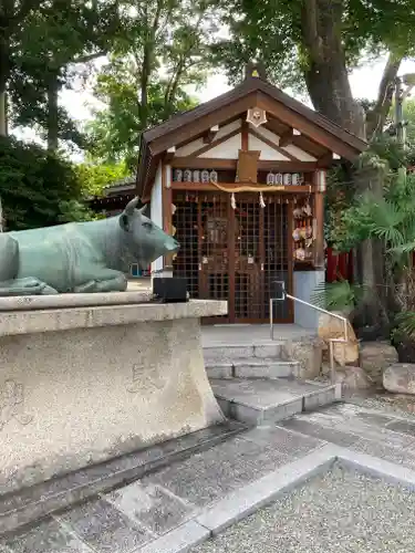 綱敷天満神社の像