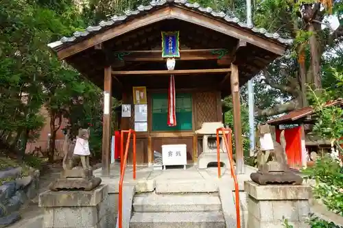 折上稲荷神社の本殿