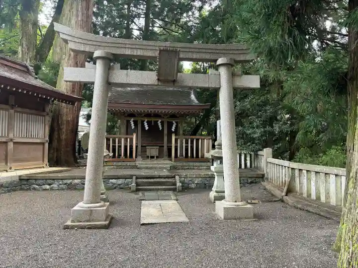 白山比咩神社(石川県)