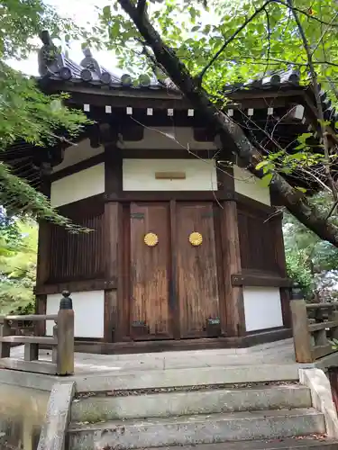 清凉寺の本殿・本堂