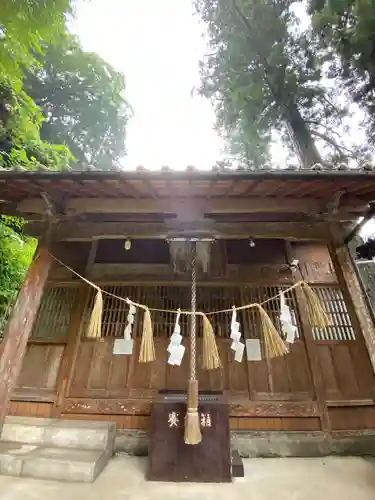 御鋒神社の本殿