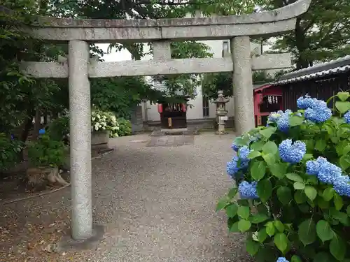 石坐神社(滋賀県)