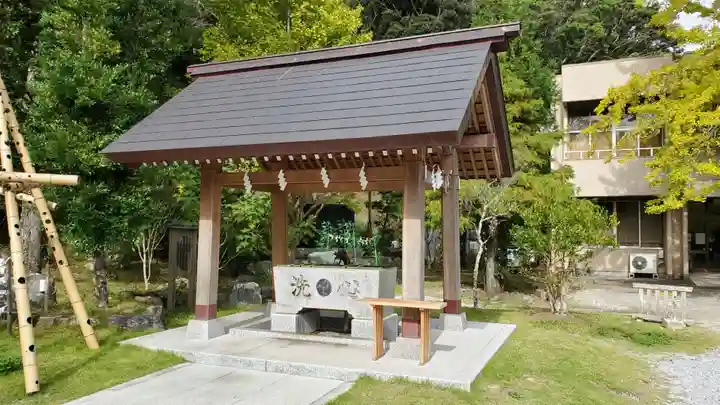 高家神社の手水舎