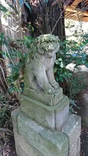 日先神社の狛犬