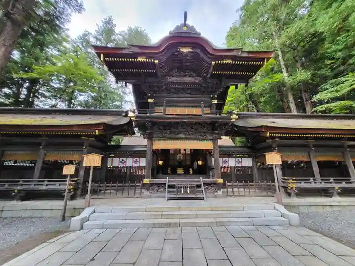 諏訪大社下社春宮の本殿・本堂