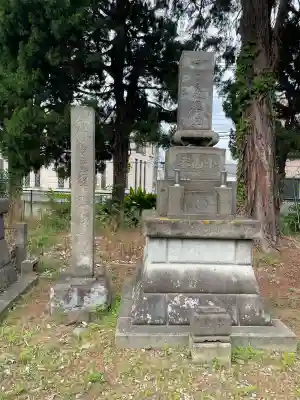 圓蔵寺の{uncategorized: "未分類", other: "その他", undefined: "問題あり", building: "その他建物", grave: "お墓", sacred_gate: "鳥居", guardian: "狛犬", statue: "像", buddha: "仏像", history: "歴史", nature: "自然", garden: "庭園", animal: "動物", pagoda: "塔", temizu: "手水舎", mountain_gate: "山門・神門", sanctuary: "本殿・本堂", subordinate: "末社・摂社", art: "芸術", scenery: "景色", jizo: "地蔵", ema: "絵馬", goshuin: "御朱印", omikuji: "おみくじ", items: "授与品その他", amulet: "お守り", goshuincho: "御朱印帳", eats: "食事", festival: "お祭り", votive_dance: "神楽", shichigosan: "七五三参", wedding: "結婚式", experience: "体験その他", initially: "初詣", around: "周辺", anti_infection: "感染症対策"}