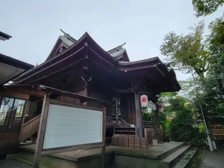 立川熊野神社の本殿・本堂