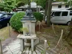 高室院の像