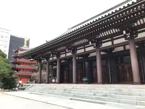 東長寺の本殿・本堂