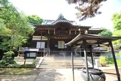 三寳寺の本殿・本堂