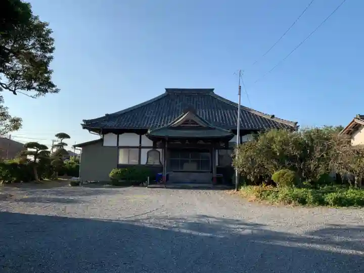 金蔵寺の本殿・本堂