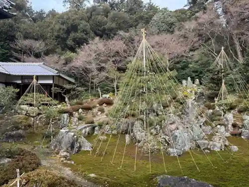 吸湖山　青岸寺の庭園