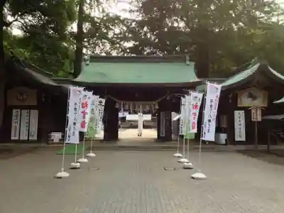 大宮八幡宮の山門・神門
