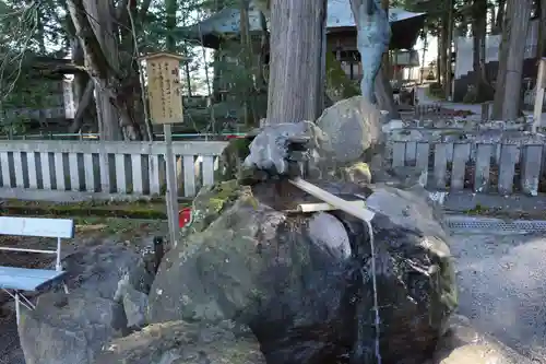 諏訪大社の手水舎