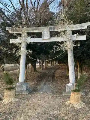 高尾神社の鳥居