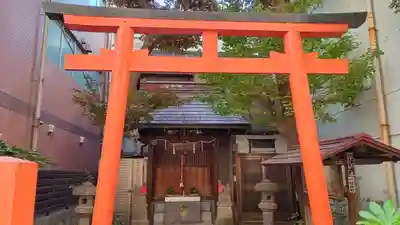 出世稲荷神社（柳森神社境外摂社）(東京都)