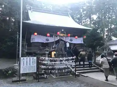 草薙神社の本殿・本堂